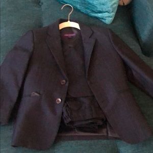 James Morgan sz 5 boys 3 pc Suit